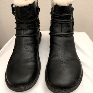 Ugg Australia. Caspia Boots. Black. Women’s Size 9 US